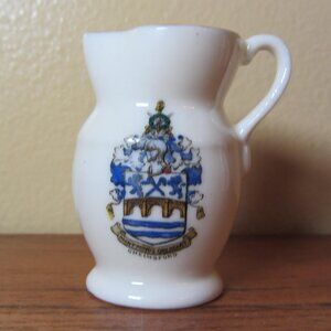 W.H. Goss crested heraldry china vintage Chelmsford (GC078 Grace)